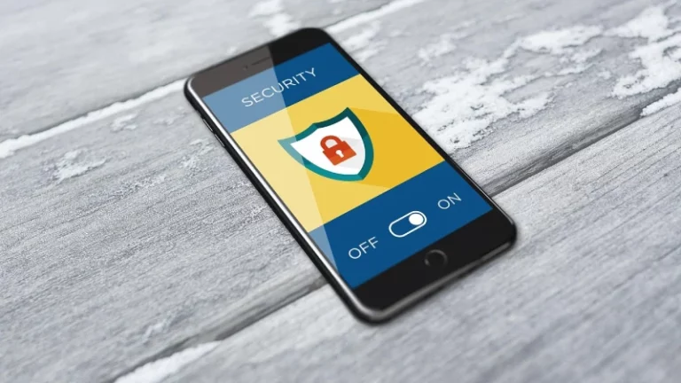 [Infographie] Comparatif des meilleures solutions antivirus (et pourquoi nous en avons choisi deux en particulier !)
