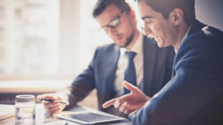 Comment choisir sa société de services en informatique : 10 critères clés pour les dirigeants